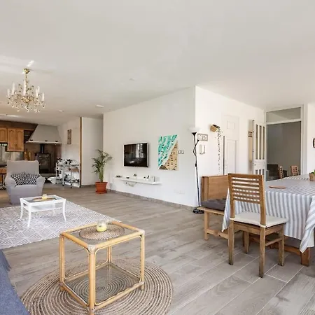 Casa Montellos